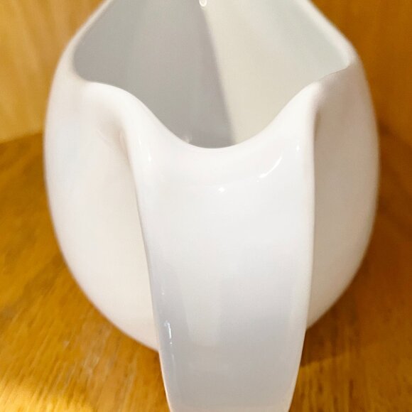Target home collection white ceramic gravy boat - Picture 10 of 12